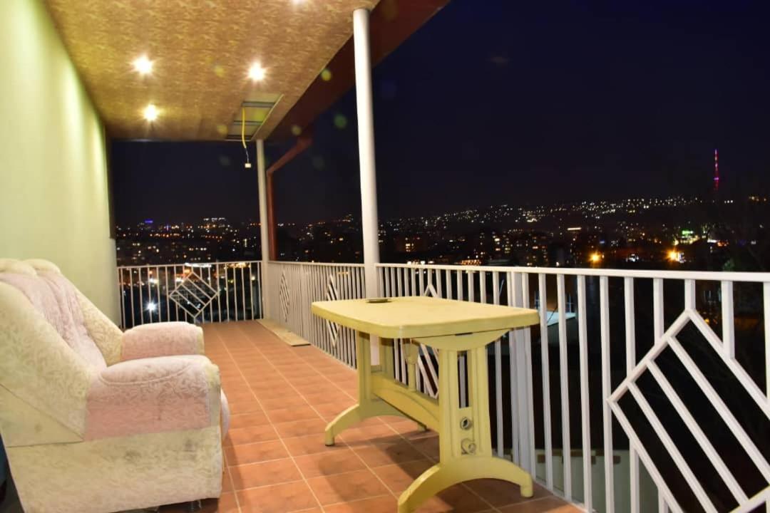 Gyumri Hotel Yerevan Exterior foto